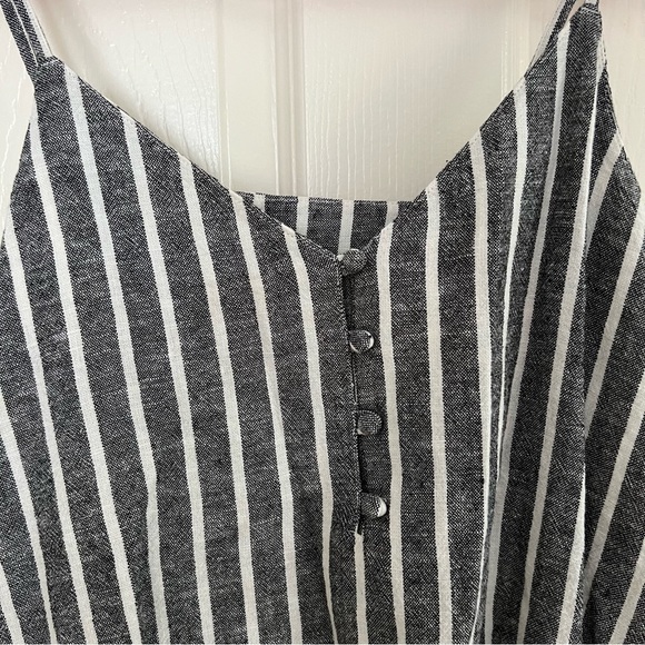 grey/gray and white striped tank top size small - Picture 4 of 4